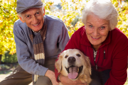 Las mascotas aportan beneficios a los adultos mayores