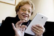 Como superar la brecha digital en adultos mayores