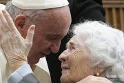 “¡Envejecer no es una condena, es una bendición!” indica Papa Franciso